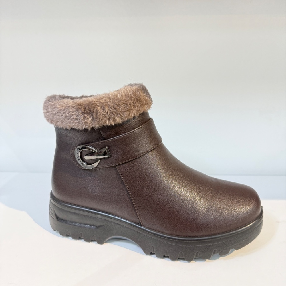 BROWN BUCKLE ANKLE FUR BOOTS